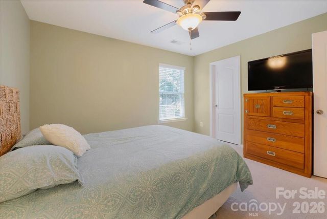 9718 Loughlin Lane, Charlotte, NC 28273