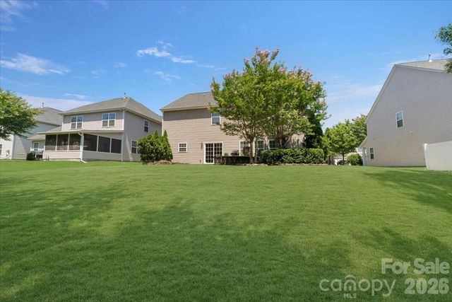 9718 Loughlin Lane, Charlotte, NC 28273