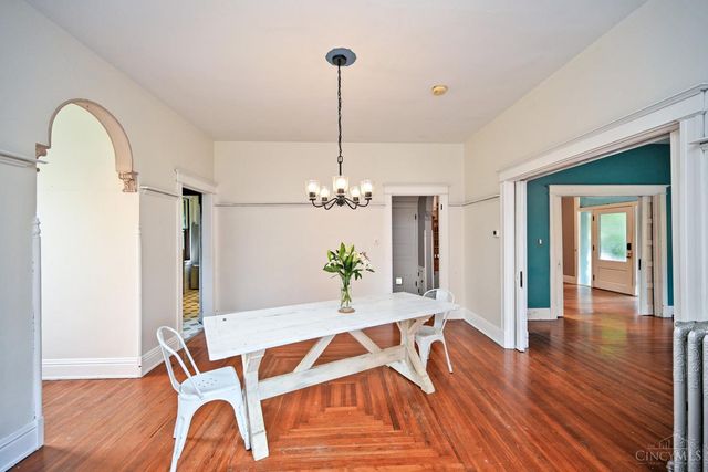 67 Juergens Avenue, Cincinnati, OH 45220