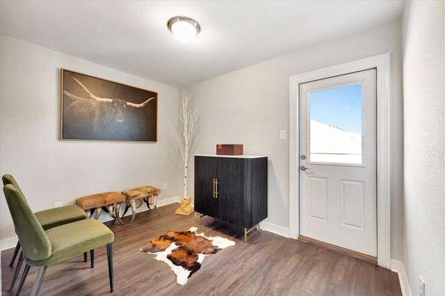 6 W Oaks Drive, Houston, TX 77058