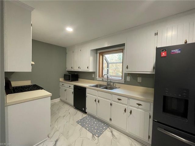 4510 River Shore RD, Portsmouth, VA 23703