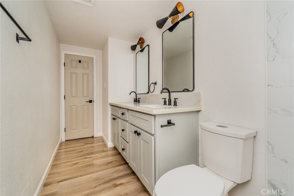 Image 23 of property listing at 5680 Ensenada Way, Riverside, CA 92504