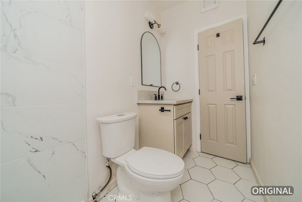 Image 26 of property listing at 5680 Ensenada Way, Riverside, CA 92504
