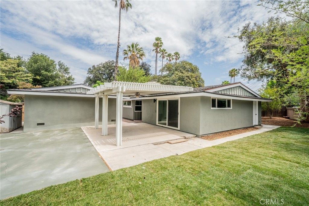 Image 30 of property listing at 5680 Ensenada Way, Riverside, CA 92504