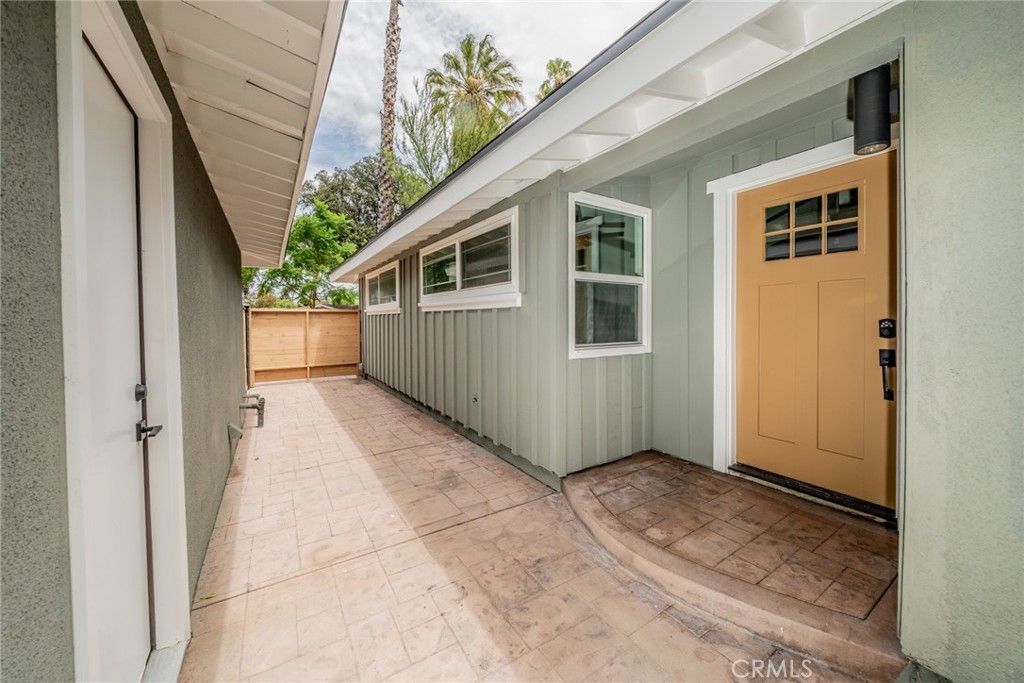 Image 34 of property listing at 5680 Ensenada Way, Riverside, CA 92504