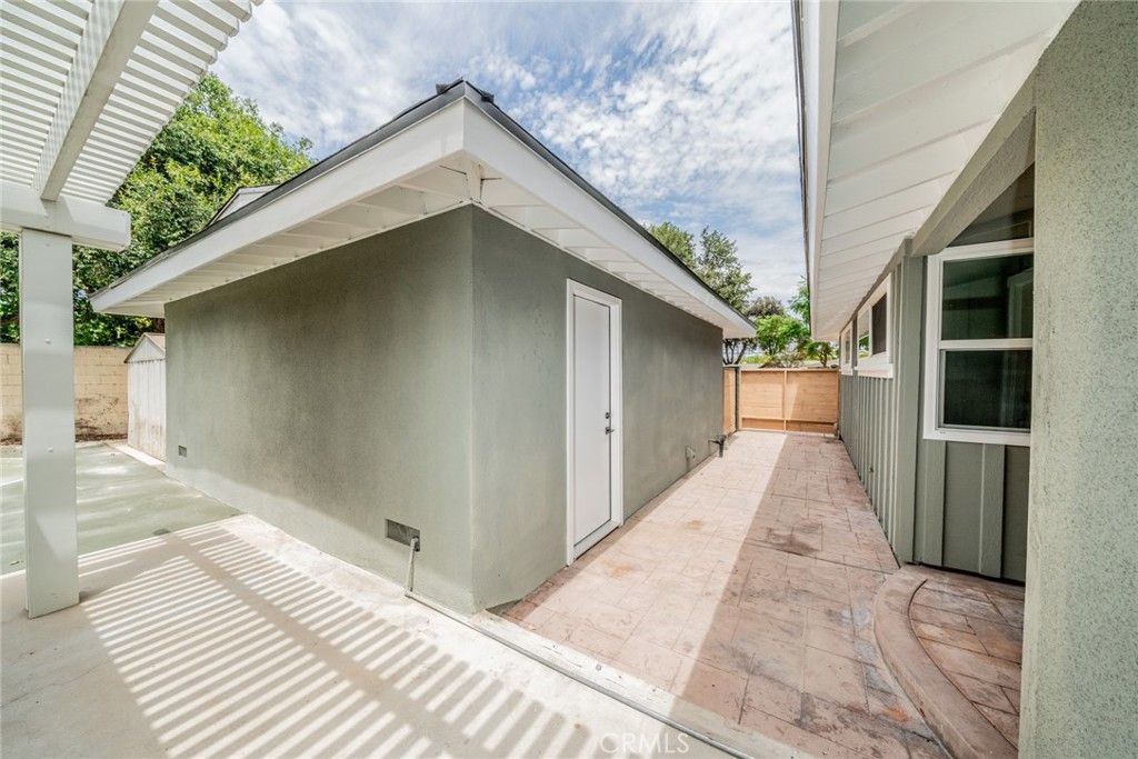 Image 35 of property listing at 5680 Ensenada Way, Riverside, CA 92504