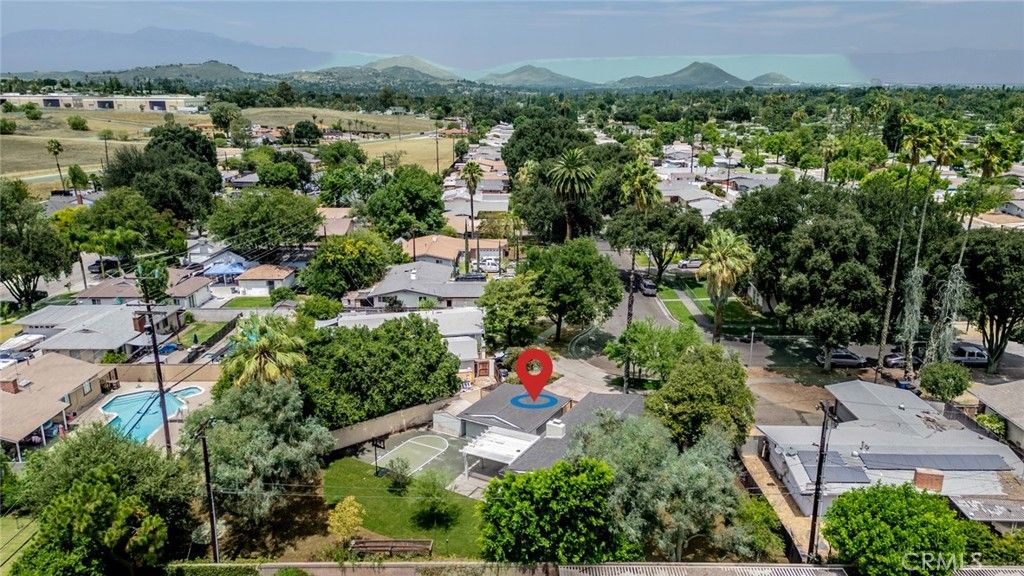Image 38 of property listing at 5680 Ensenada Way, Riverside, CA 92504