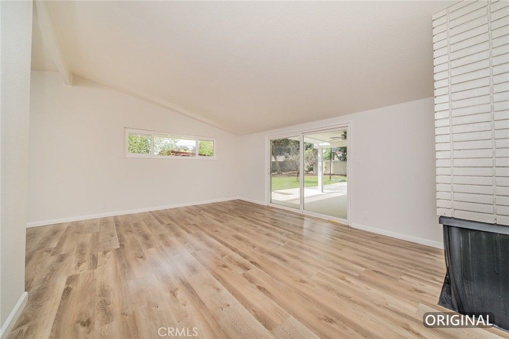 Image 6 of property listing at 5680 Ensenada Way, Riverside, CA 92504