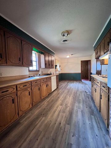 1083 Inca Street, Camden, AR 71701