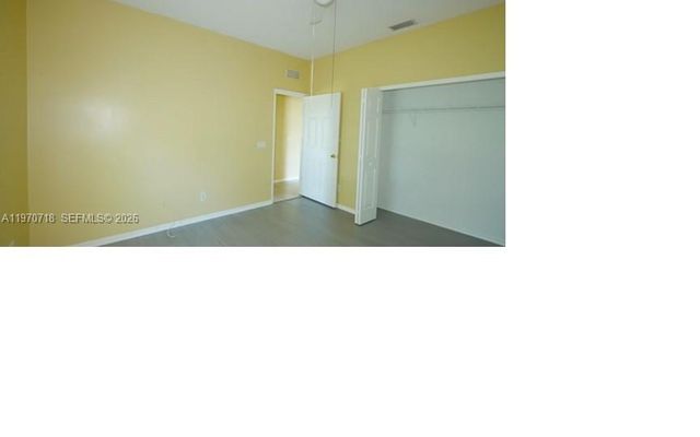 8720 97th Ave None, Vero Beach, FL 32967