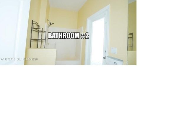 8720 97th Ave None, Vero Beach, FL 32967