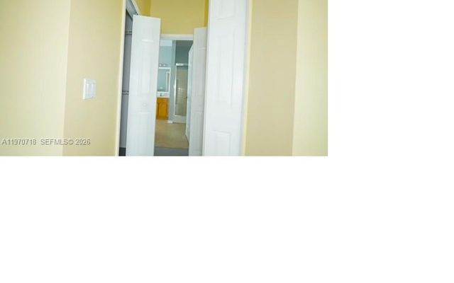 8720 97th Ave None, Vero Beach, FL 32967