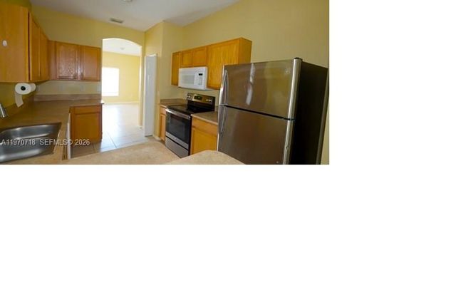 8720 97th Ave None, Vero Beach, FL 32967