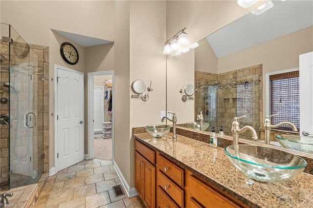 192 Loganberry Court, Clemmons, NC 27012