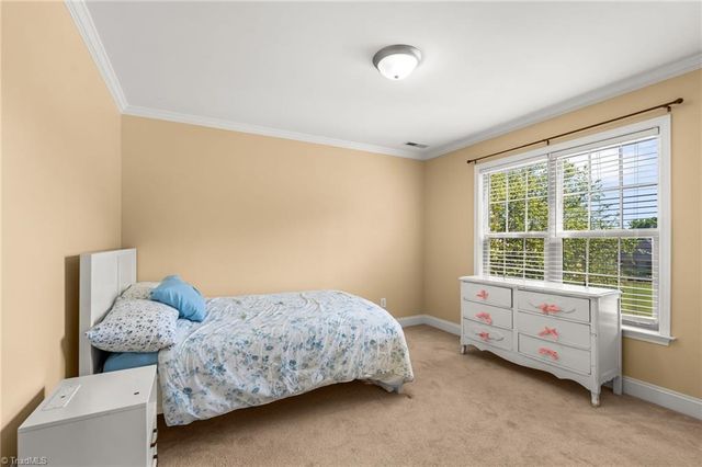 192 Loganberry Court, Clemmons, NC 27012