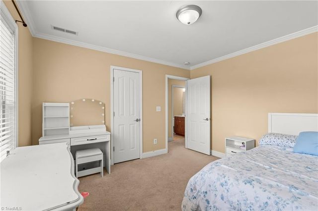 192 Loganberry Court, Clemmons, NC 27012