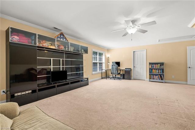 192 Loganberry Court, Clemmons, NC 27012