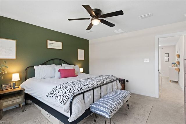 313 Miriam DR E, Moyock, NC 27958