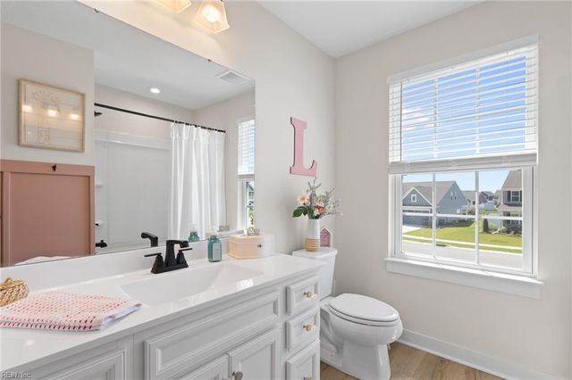 313 Miriam DR E, Moyock, NC 27958