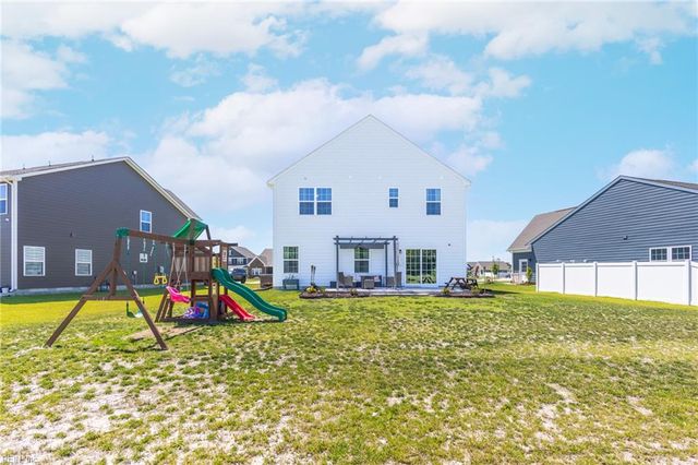 313 Miriam DR E, Moyock, NC 27958