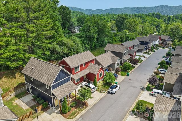 76 Wheeler Road, Weaverville, NC 28787