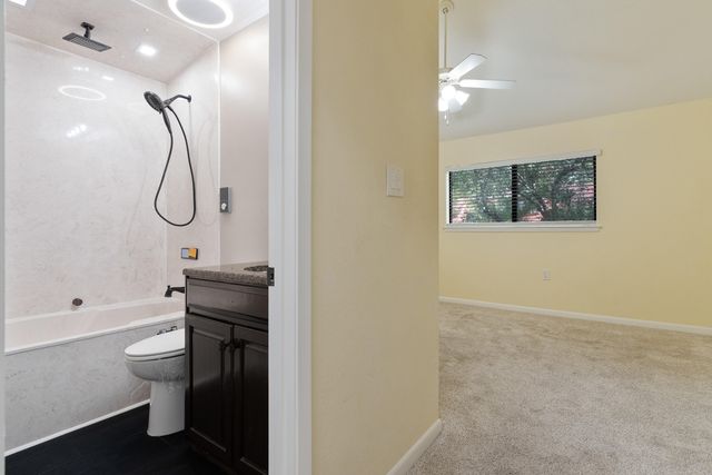 95 Marina Cove Drive, Niceville, FL 32578