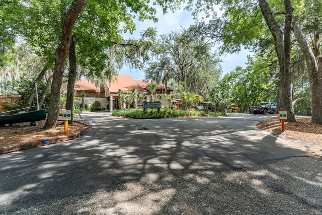 95 Marina Cove Drive, Niceville, FL 32578