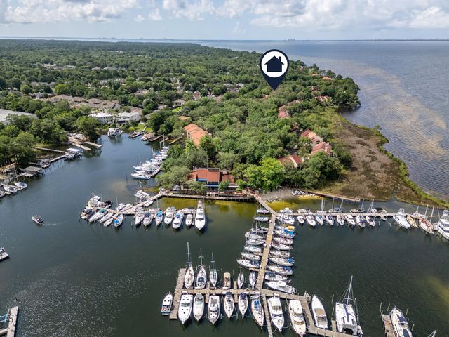 95 Marina Cove Drive, Niceville, FL 32578