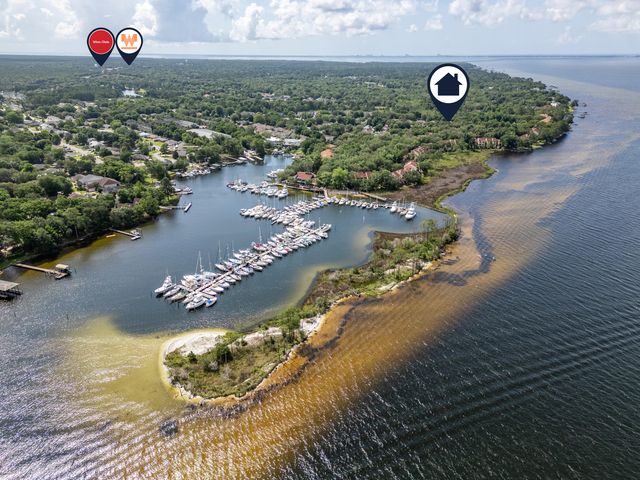 95 Marina Cove Drive, Niceville, FL 32578