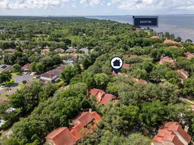 95 Marina Cove Drive, Niceville, FL 32578