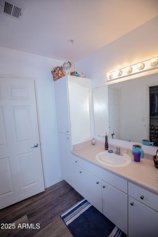 1295 N ASH Street 325, Gilbert, AZ 85233