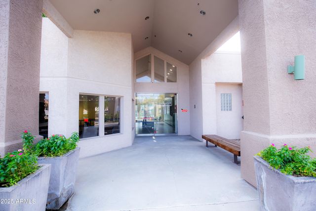 1295 N ASH Street 325, Gilbert, AZ 85233