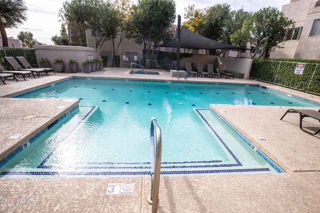 1295 N ASH Street 325, Gilbert, AZ 85233