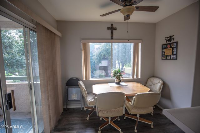 1295 N ASH Street 325, Gilbert, AZ 85233