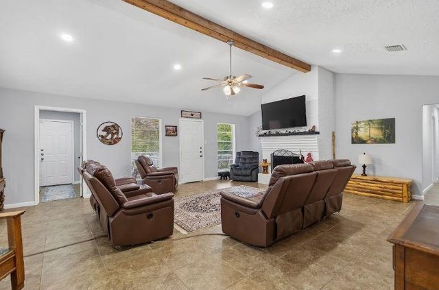 607 Brook Hollow Drive, Conroe, TX 77385