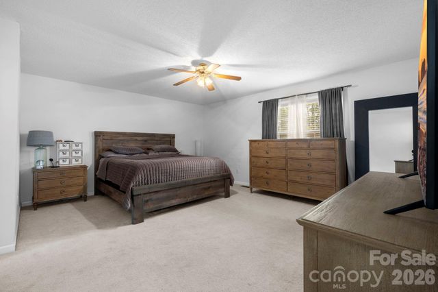 95 Chesterfield Drive, Taylorsville, NC 28681