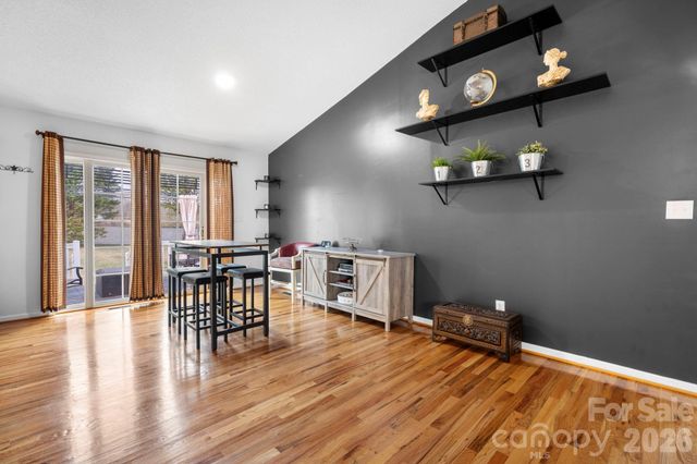 95 Chesterfield Drive, Taylorsville, NC 28681