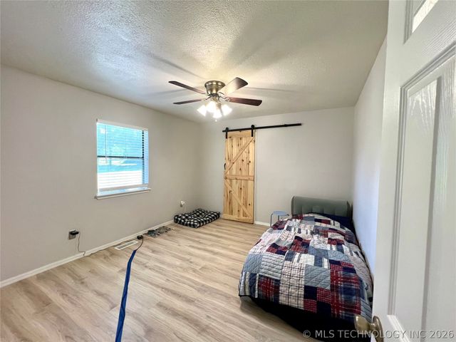 429937 E 1159 Road, Porum, OK 74455