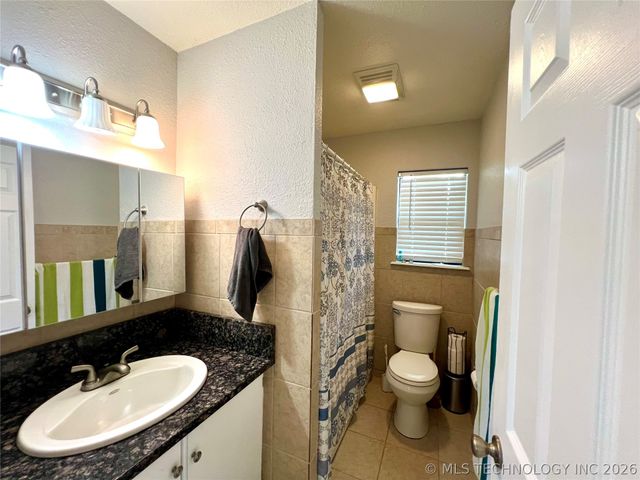 429937 E 1159 Road, Porum, OK 74455