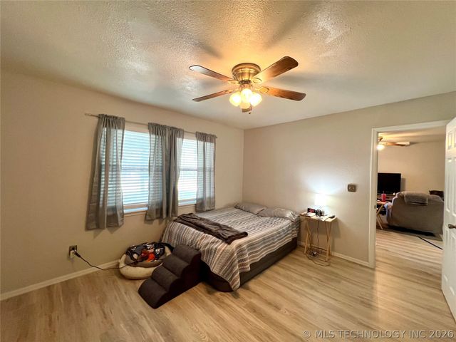 429937 E 1159 Road, Porum, OK 74455