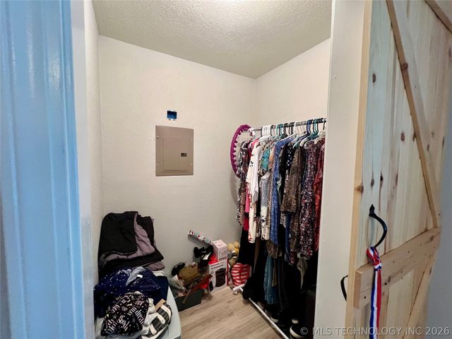 429937 E 1159 Road, Porum, OK 74455