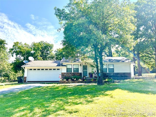429937 E 1159 Road, Porum, OK 74455