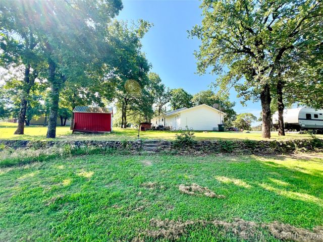 429937 E 1159 Road, Porum, OK 74455