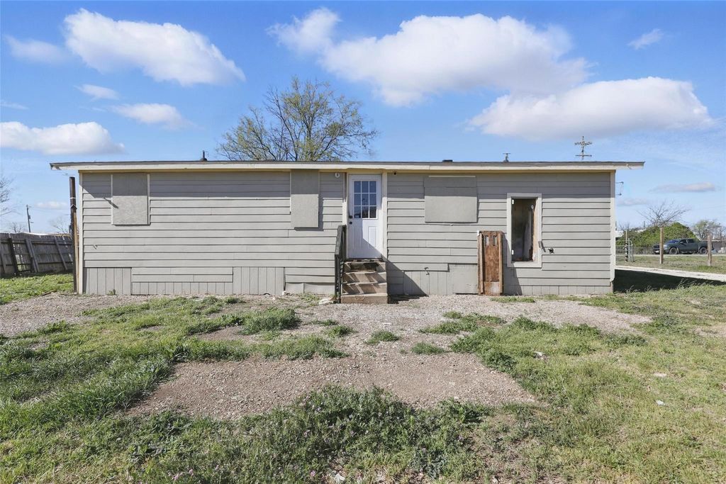 8963 Adams Circle, Cresson, TX 76035 — photo 3