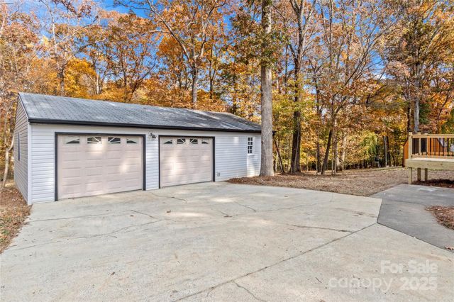 765 Laverton Lane, Rural Hall, NC 27045