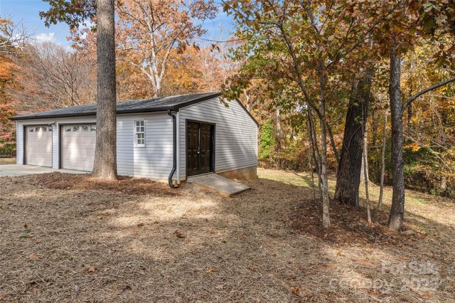 765 Laverton Lane, Rural Hall, NC 27045