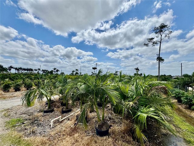 32800 SW 202nd Ave, Homestead, FL 33034