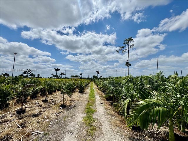 32800 SW 202nd Ave, Homestead, FL 33034