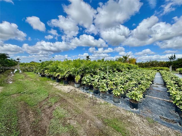 32800 SW 202nd Ave, Homestead, FL 33034