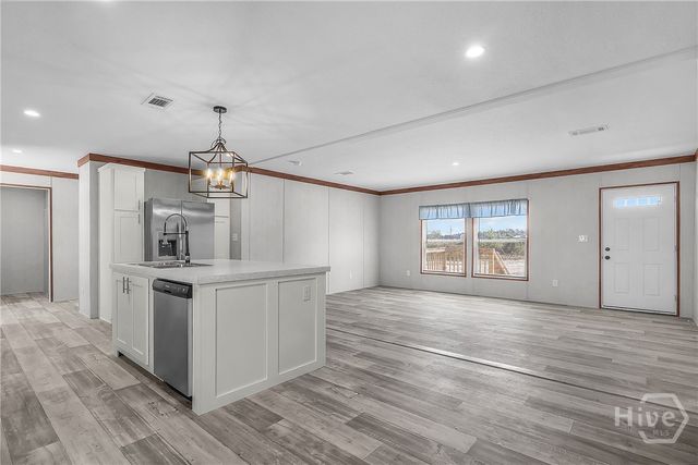 221 County Line Road, Hinesville, GA 31313